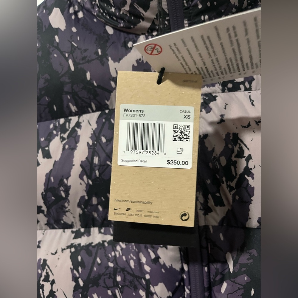 New $250 Nike ACG Lunar Lake Therma FIT ADV vest FV7331-573 - Womens XS - Picture 4 of 8